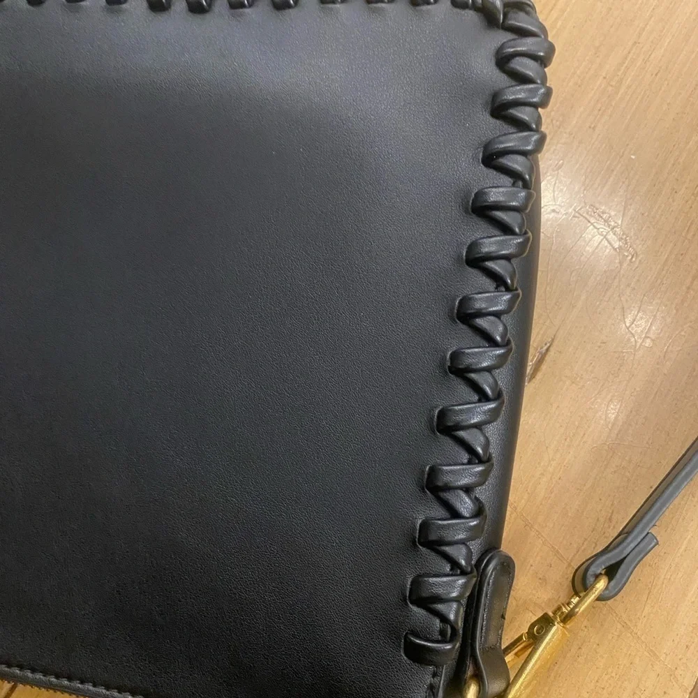 Melie Bianco Womens Black Olivia Crossbody Faux Leather Bag New without tags